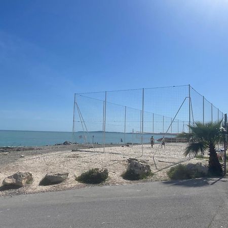 Front De Mer,Plage, Piscine, Parking Cagnes-sur-Mer Kültér fotó