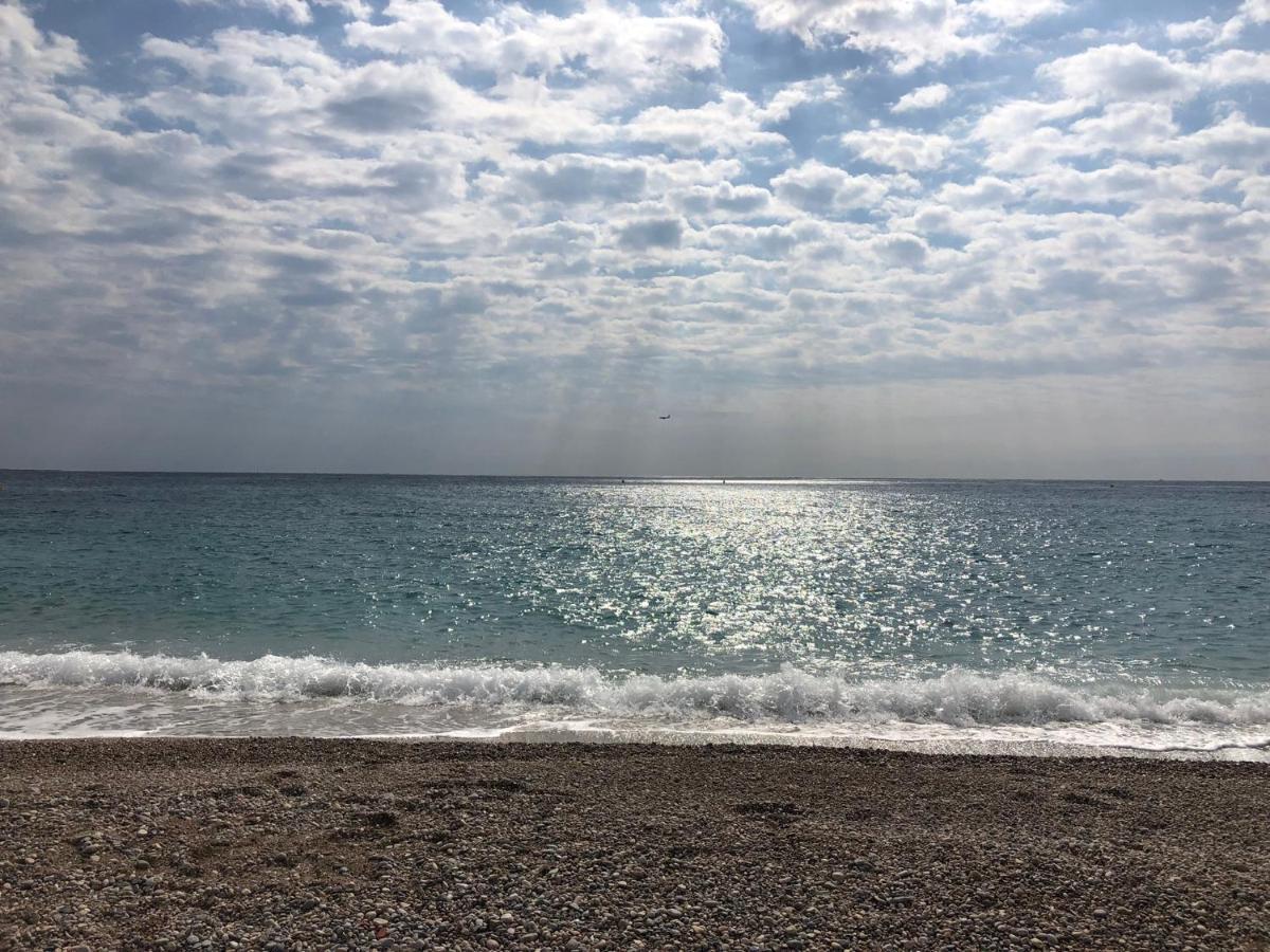 Front De Mer,Plage, Piscine, Parking Cagnes-sur-Mer Kültér fotó