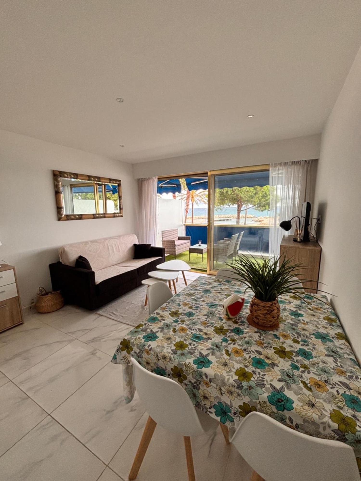 Front De Mer,Plage, Piscine, Parking Cagnes-sur-Mer Kültér fotó