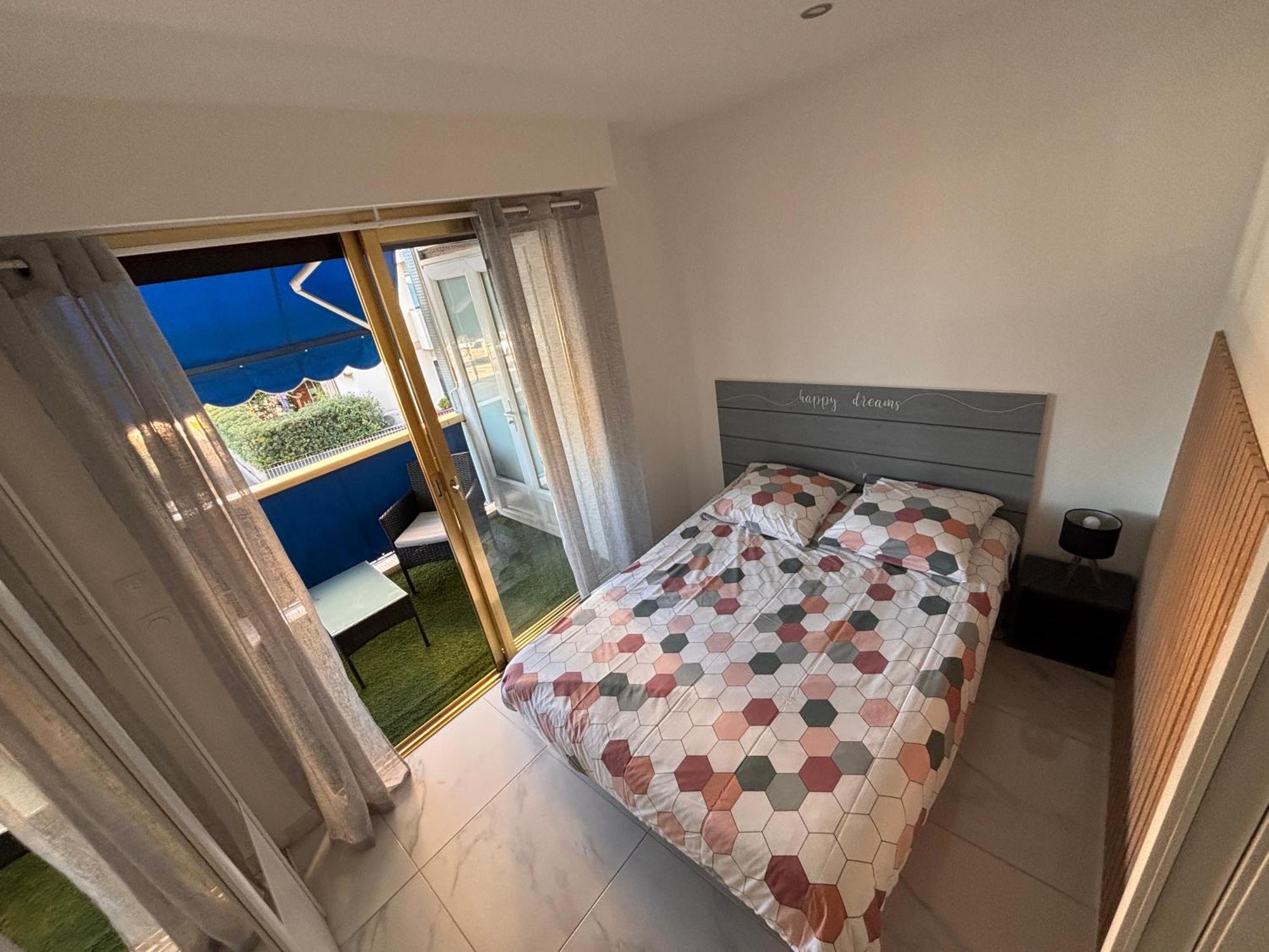 Front De Mer,Plage, Piscine, Parking Cagnes-sur-Mer Kültér fotó